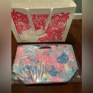 Lilly Pulitzer cooler tote bag.